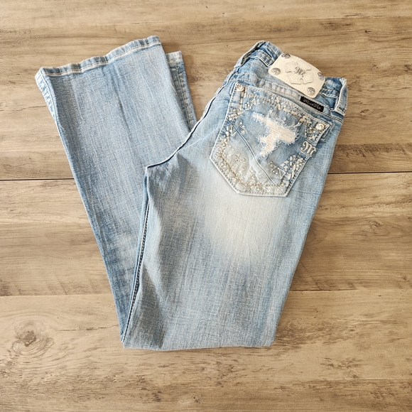 Miss Me Women's Signature Boot Cut, Low Rise Size 28 Light Wash - Picture 1 of 12